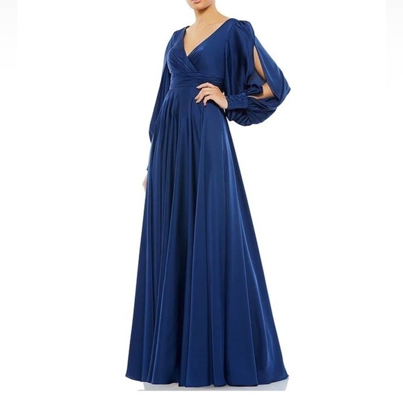 Mac Duggal Dresses & Skirts - Mac Duggal Long Split Bishop Sleeve Surplice V-Neck A-Line Gown in Blue size 6